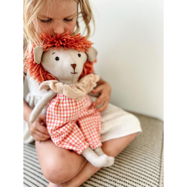 Leo the lion sitting pretty teddy - Born & Bare
